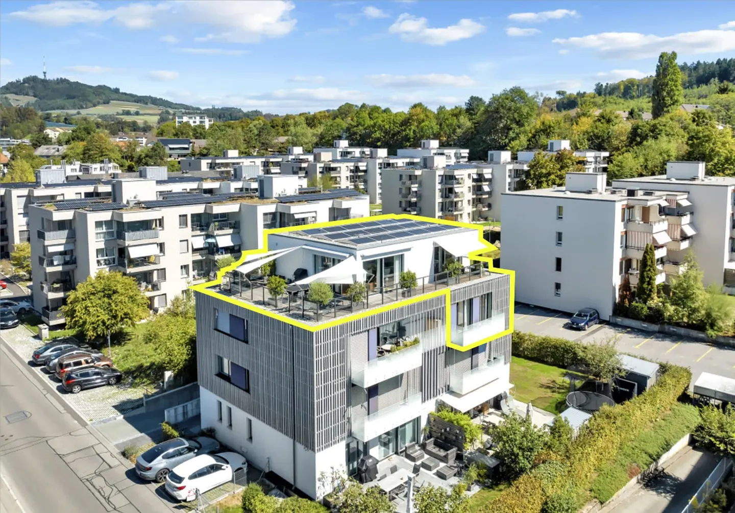 Appartement en attique de 4,5 pièces avec grande terrasse à Ostermundigen - Photo 2 sur 24