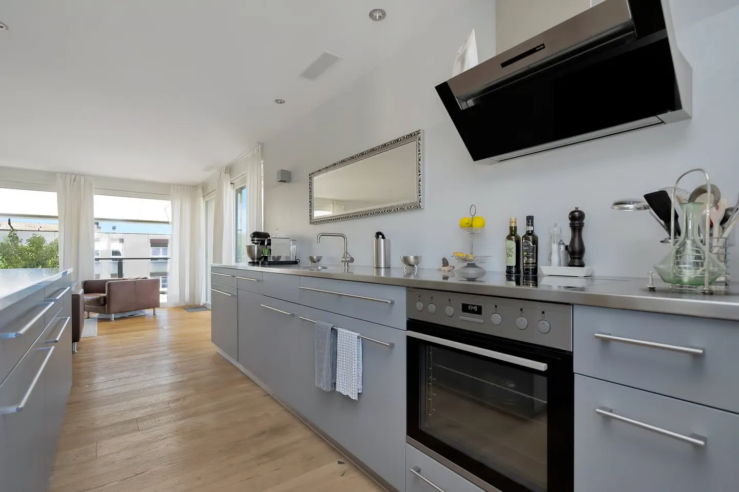 Appartement en attique de 4,5 pièces avec grande terrasse à Ostermundigen - Photo 6 sur 24