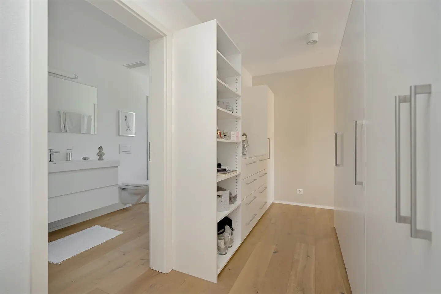 Appartement en attique de 4,5 pièces avec grande terrasse à Ostermundigen - Photo 10 sur 24