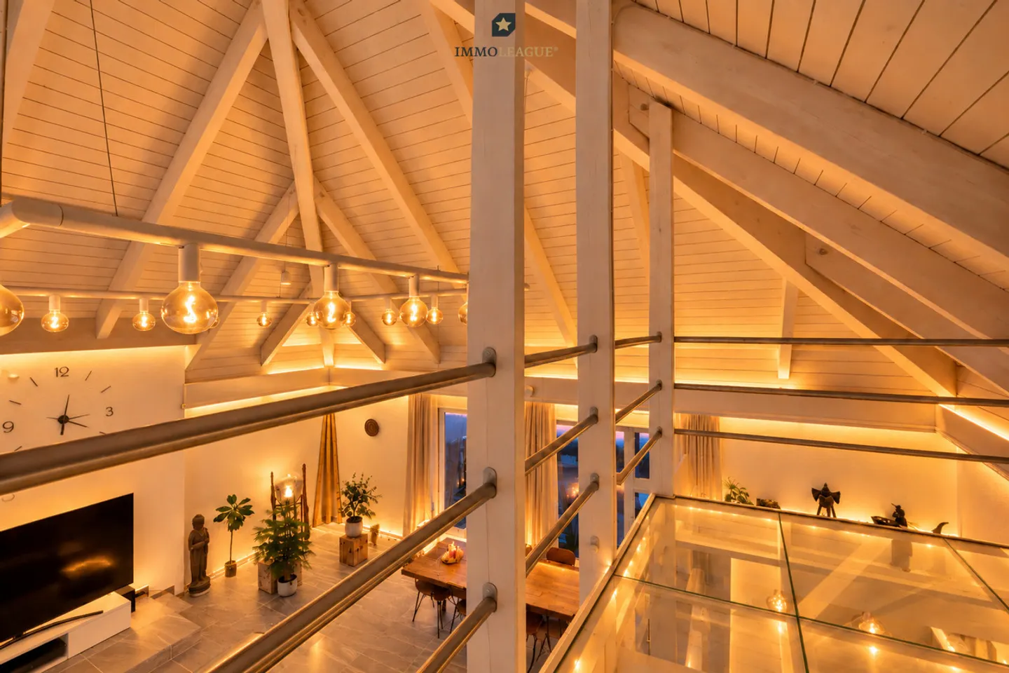 Exclusive Loft with Impressive Ceiling Height, Open Living Concept and - Photo 5 of 13
