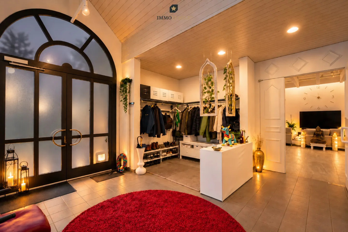 Exclusive Loft with Impressive Ceiling Height, Open Living Concept and - Photo 6 of 13