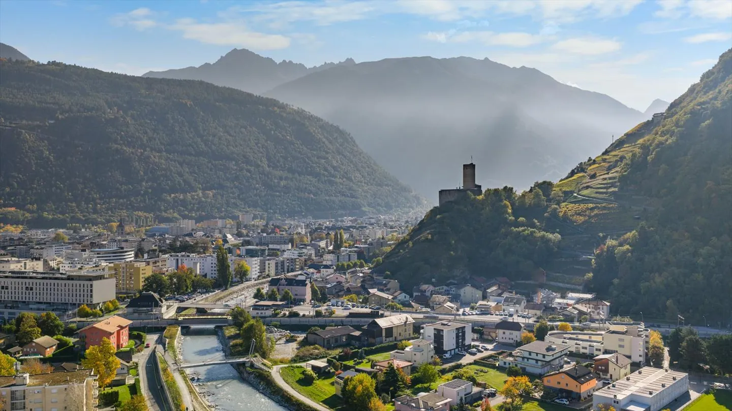 Magnifico appartamento di 4,5 locali a Martigny con vista panoramica - Foto 1 di 9