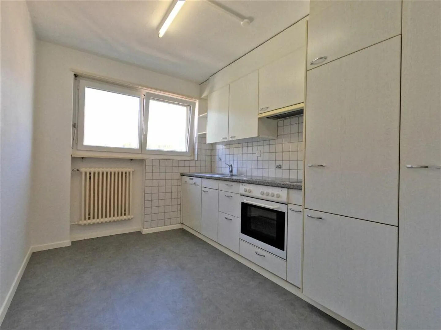 Geräumige Wohnung für Pendler - Foto 3 von 8