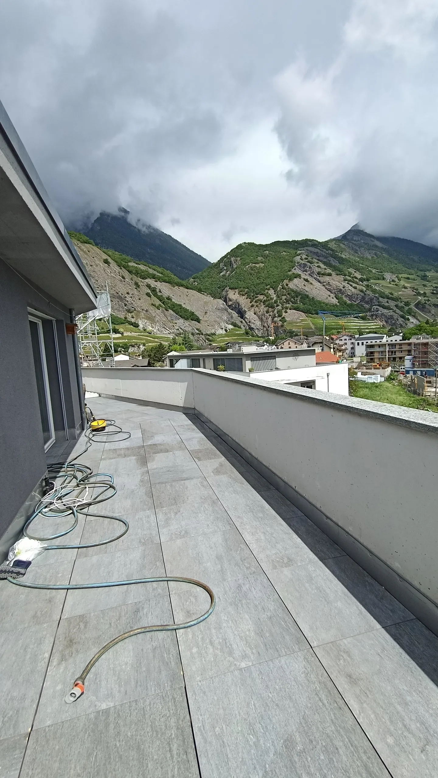 Magnificent Corner Apartment with 66 m2 Panoramic Terrace - Photo 9 of 16