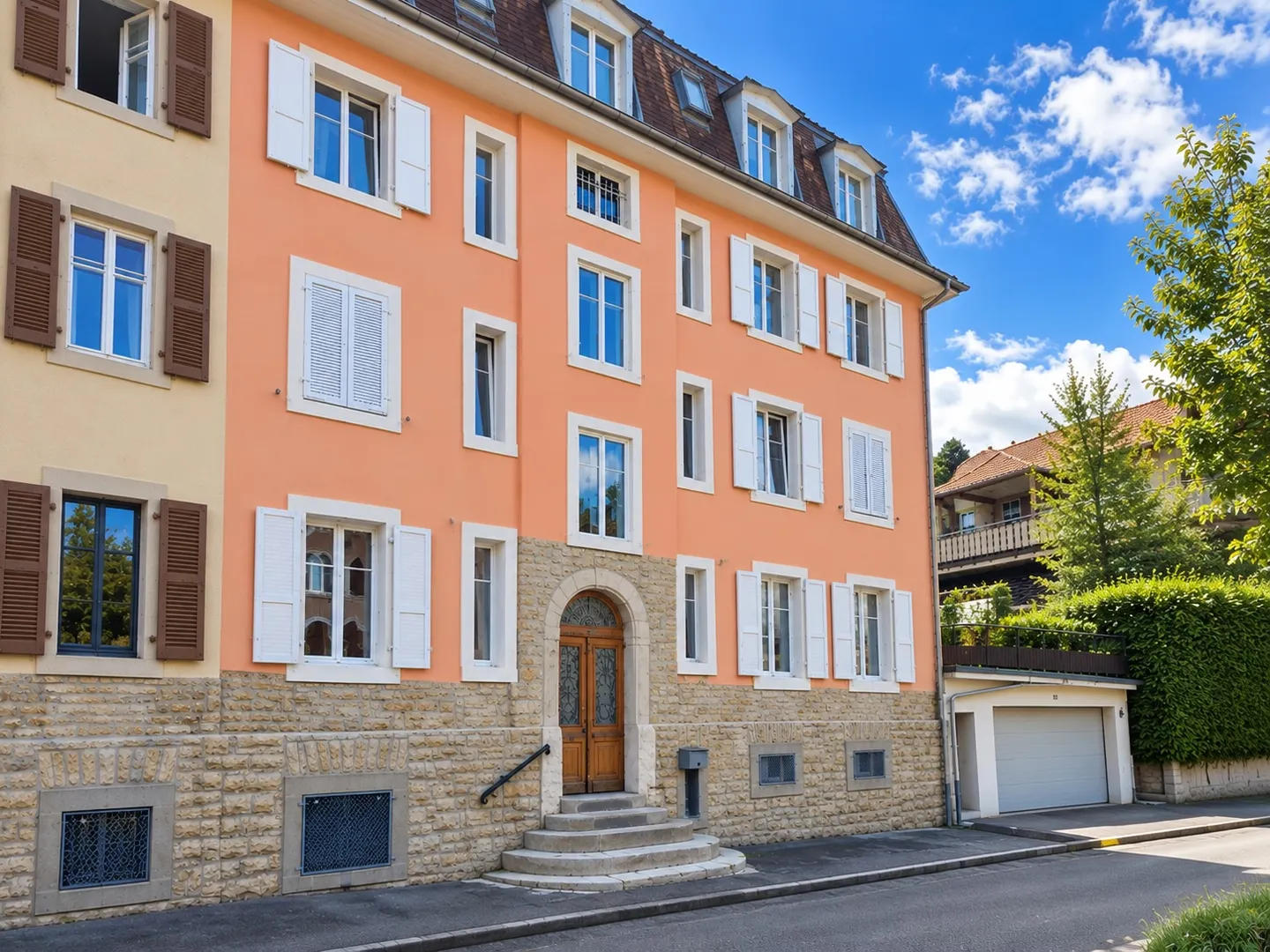 Residential Building in La Chaux-de-Fonds - Photo 1 of 1