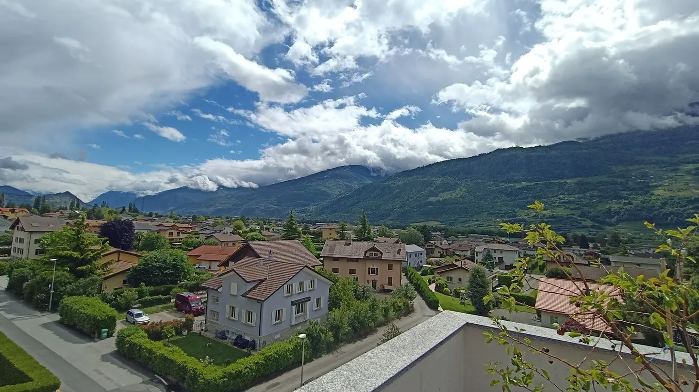 Magnificent Corner Apartment with 66 m2 Panoramic Terrace - Photo 14 of 16