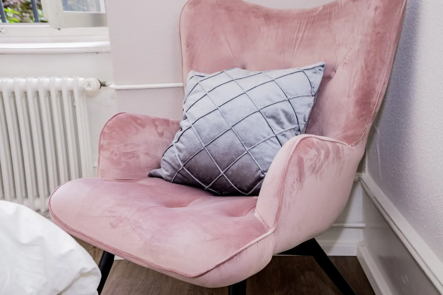 Magically furnished room in the old town - Photo 7 of 26