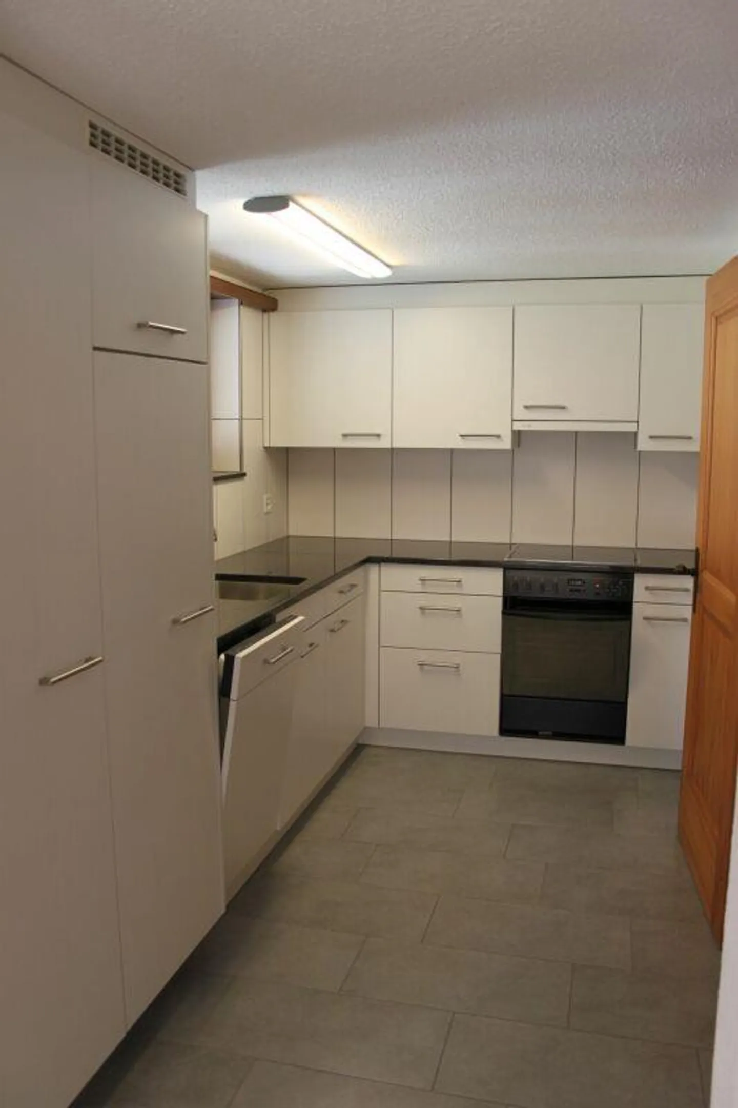 Appartamento ristrutturato con amore in una posizione centrale - Foto 6 di 10