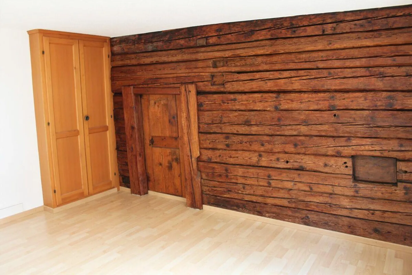 Appartamento ristrutturato con amore in una posizione centrale - Foto 8 di 10