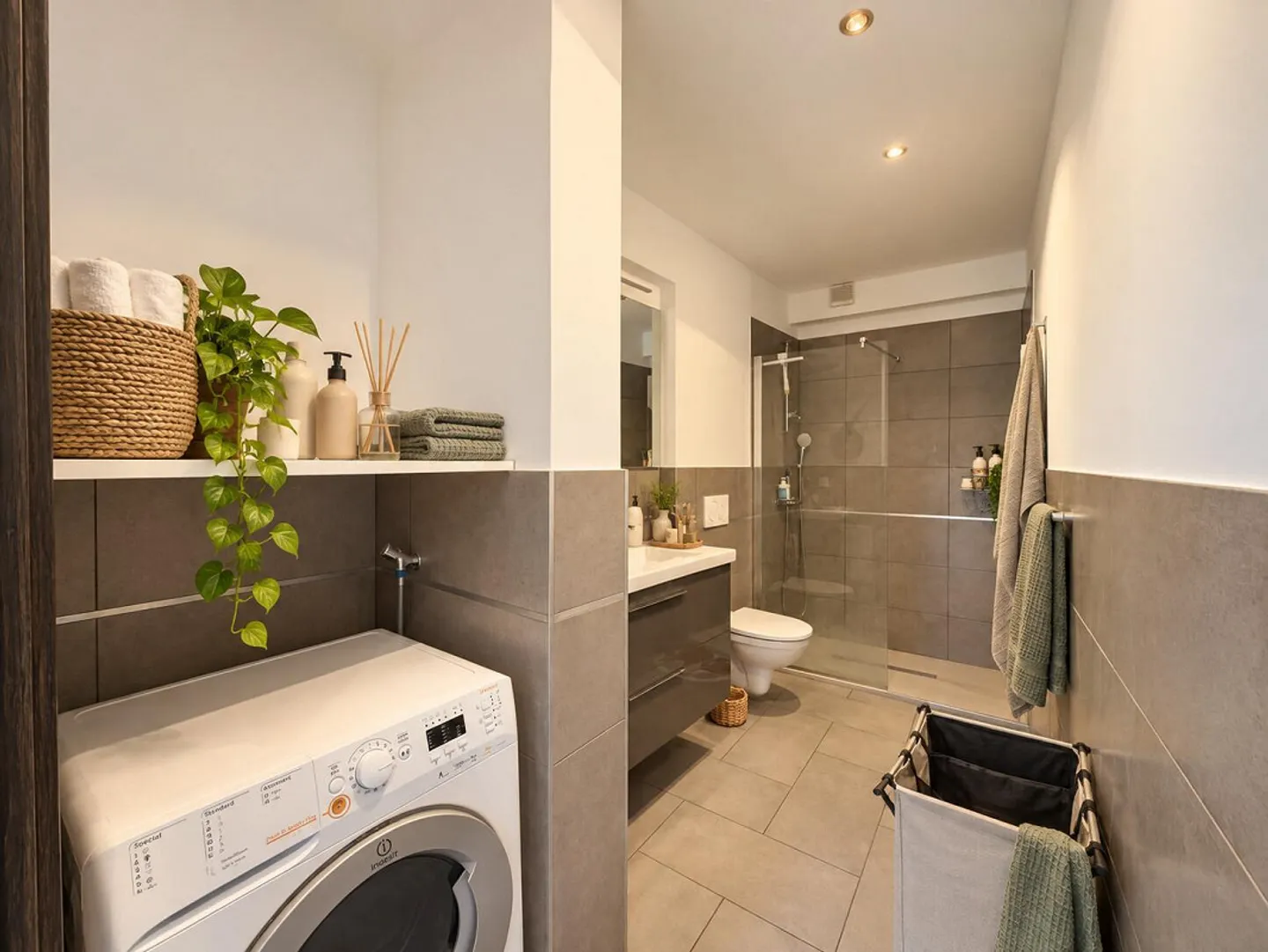 GREAT INVESTMENT - 2.5 ROOMS RENOVATED IN VIGANELLO - Photo 5 of 6