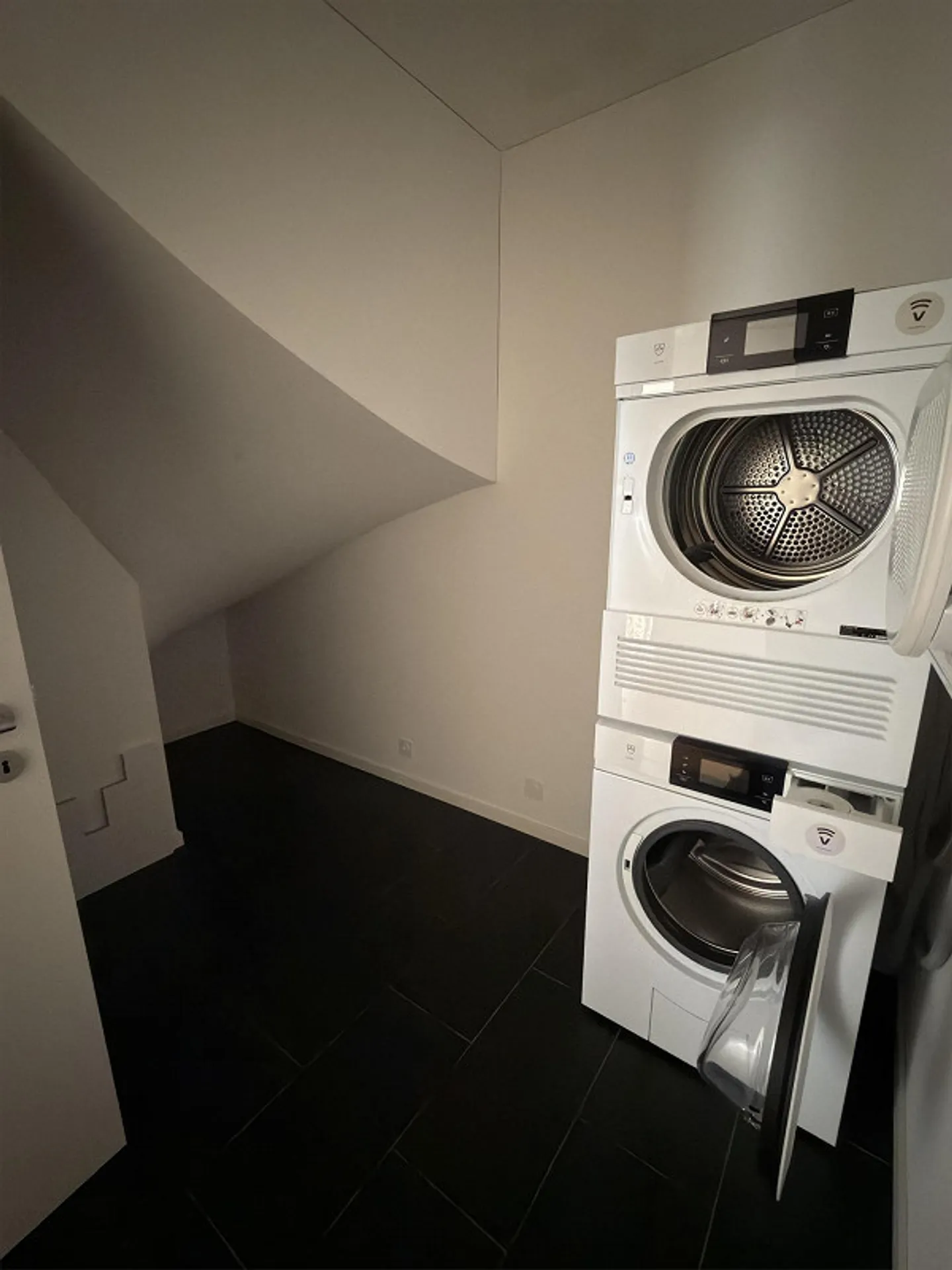 Attractive 4.5-Room Maisonette Apartment - Photo 1 of 13