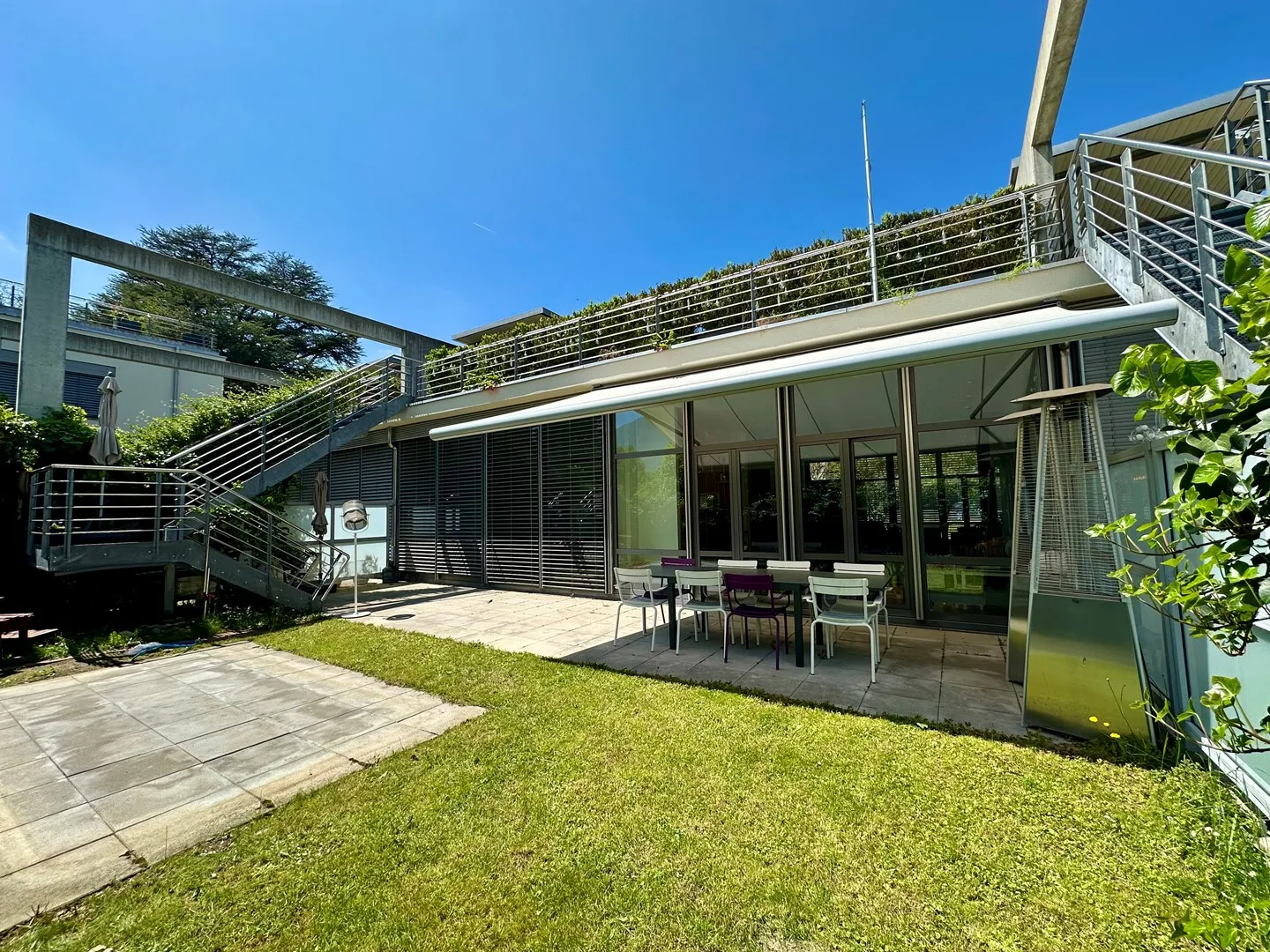 Loft for rent - Photo 1 of 12