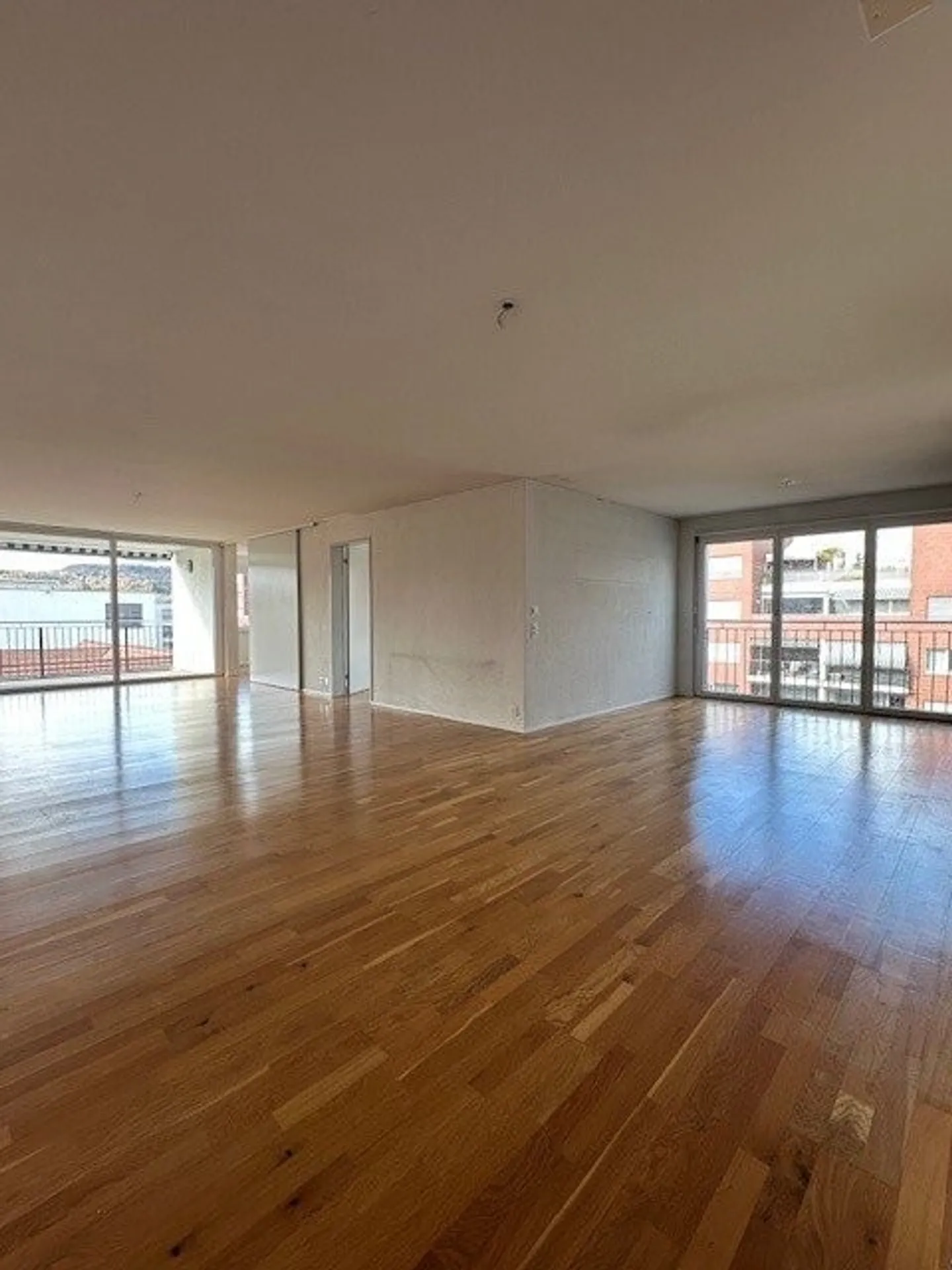 La tua nuova casa nell'area Zwicky - moderna e spaziosa - Foto 5 di 9