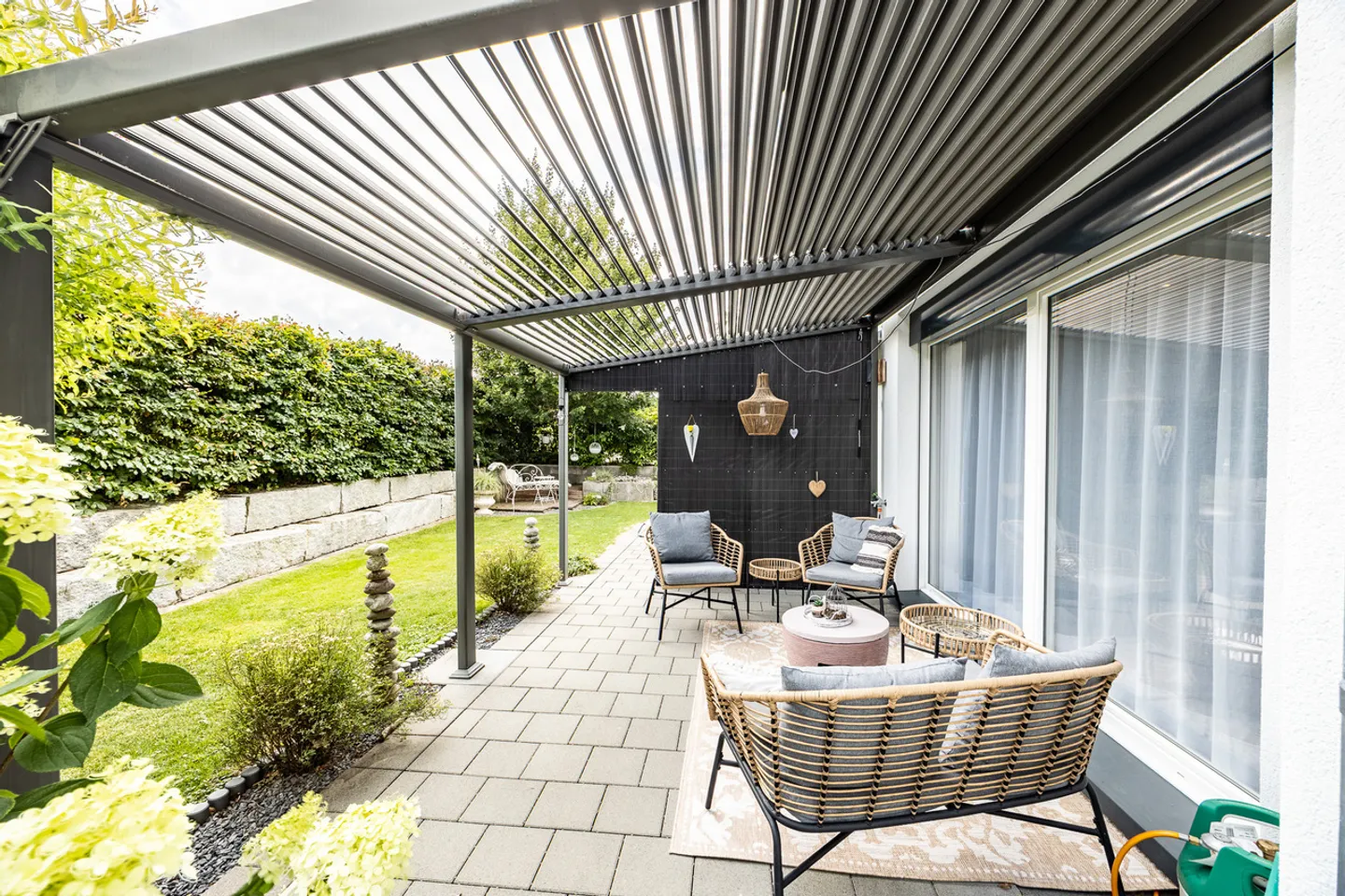 Your Family Paradise - Modern Dream House in Top Condition - Photo 10 of 11
