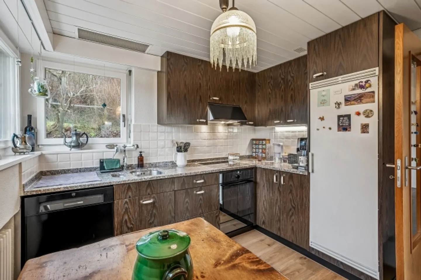 8-Room House with Conservatory and Panoramic View of Gränichen & the Mountains - Photo 7 of 13