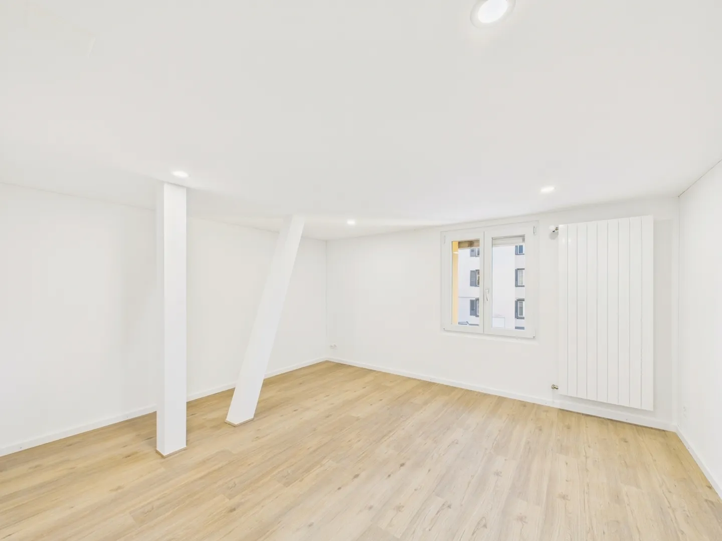 Modern multi-generational house with three separate apartments in a preferred location in Goldach (SG) - completely renovated, sunny and versatile - Photo 11 of 13