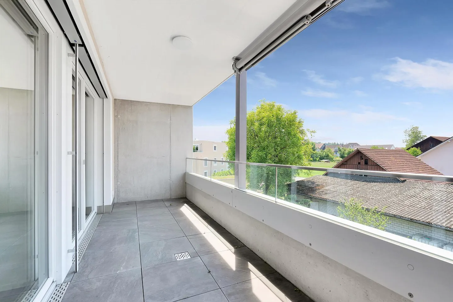 Appartement moderne de 3,5 pièces avec balcon - Photo 10 sur 11