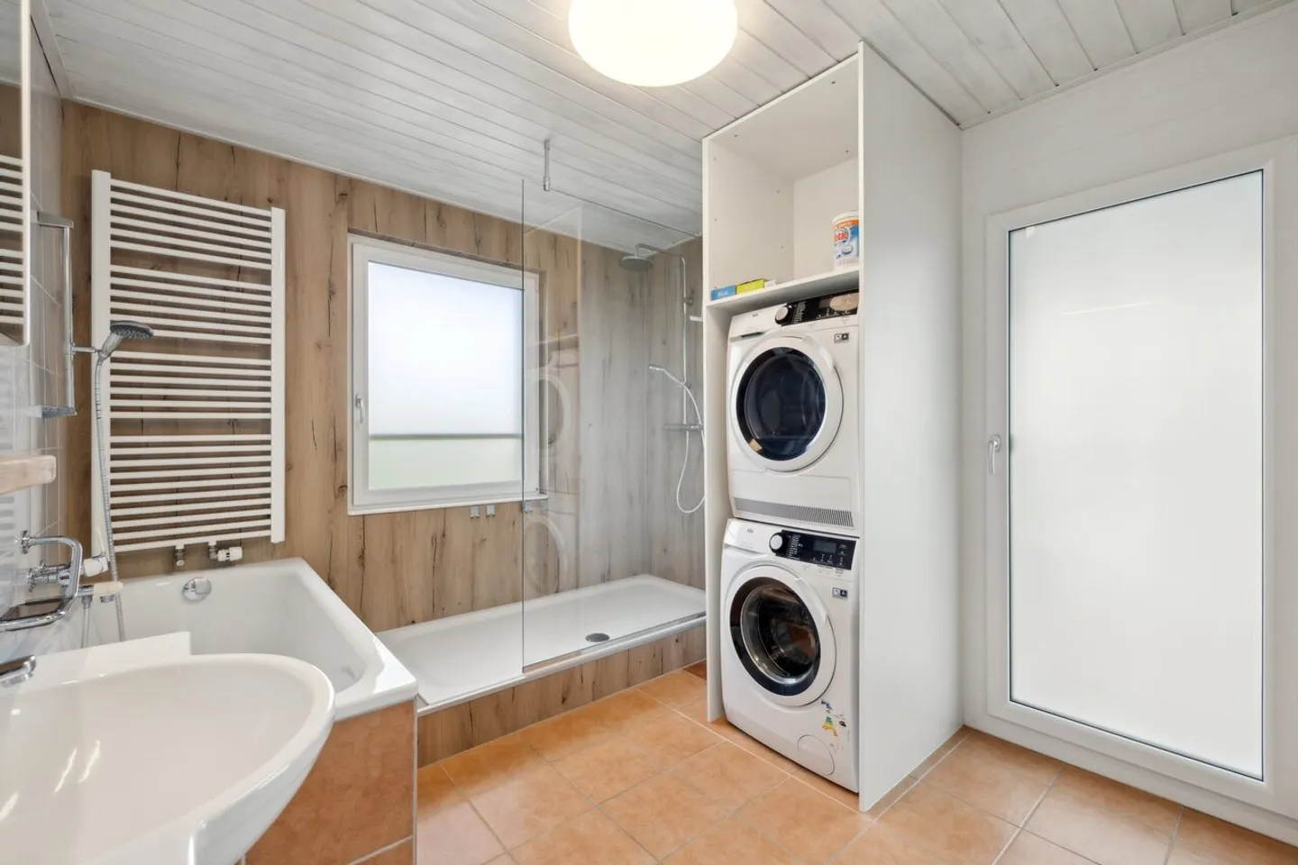Completely Renovated Villa with Land Reserve - Photo 7 of 9