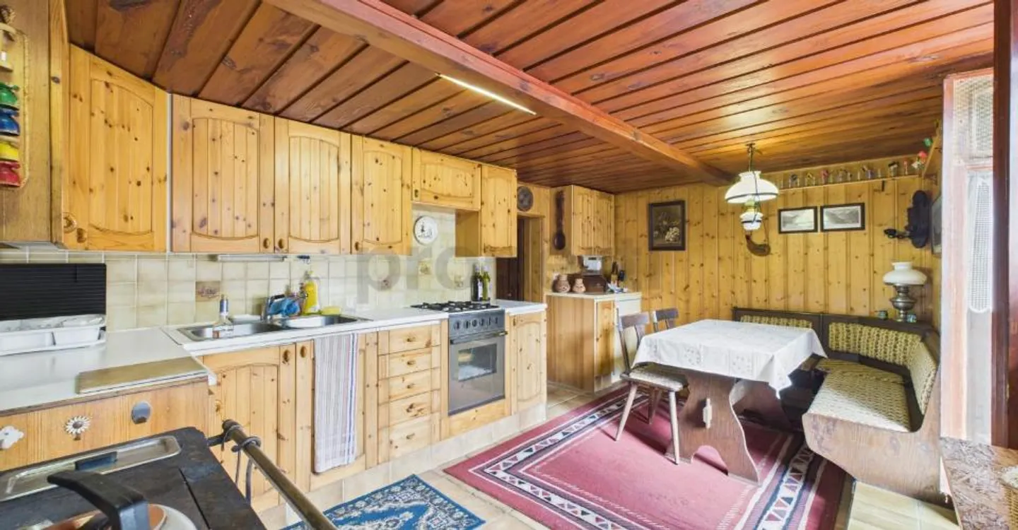 Fascinating chalet with charm and history in Les Diablerets, VD - Photo 4 of 10
