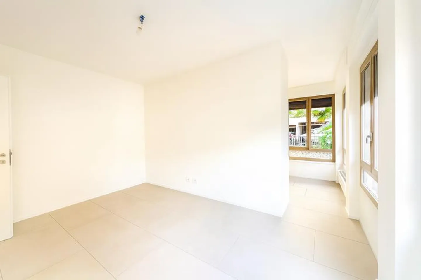 LUGANO - Appartement 4.5 pièces avec terrasse et vue dégagée à louer - Photo 6 sur 9