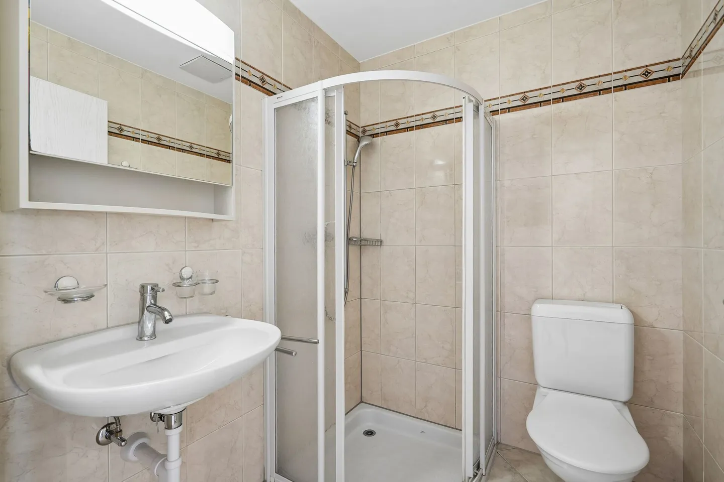 Quiet garden apartment near the city and the Aare including two parking spaces - Photo 7 of 13