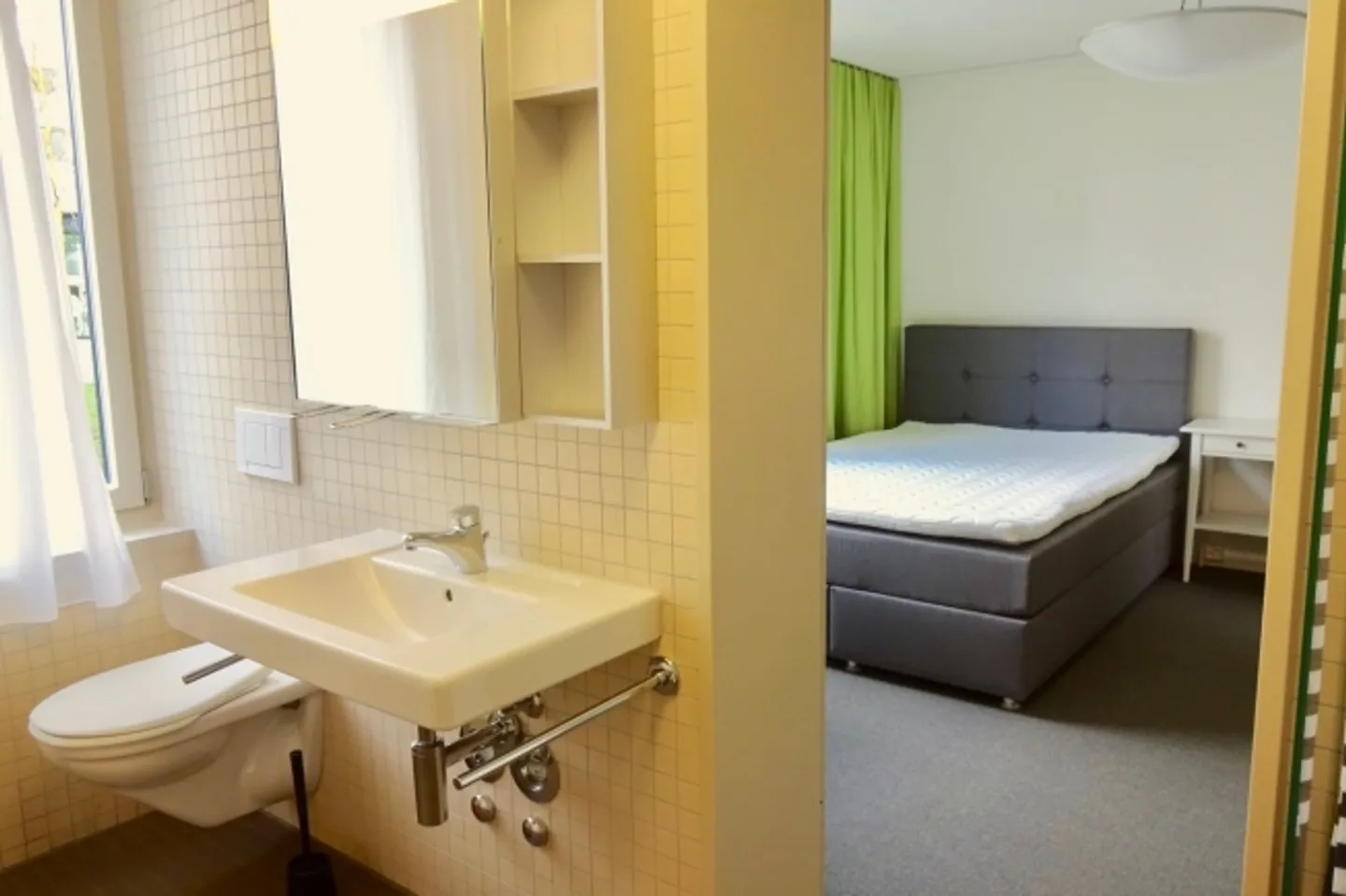 ONLINE VIEWING shared room - Photo 1 of 10