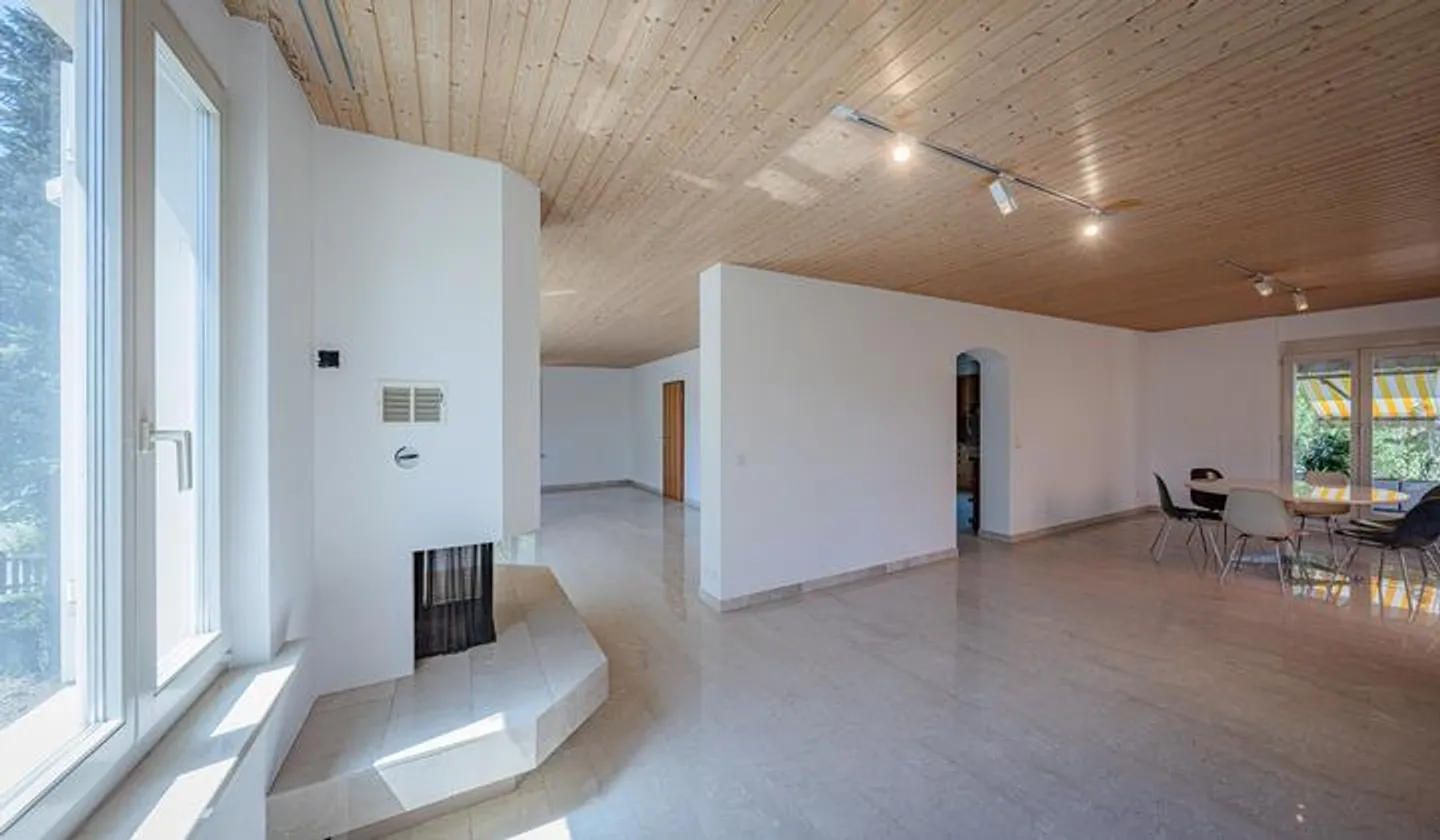VILLA STATALE: 7,5 STANZE SU QUATTRO PIANI - Foto 2 di 8