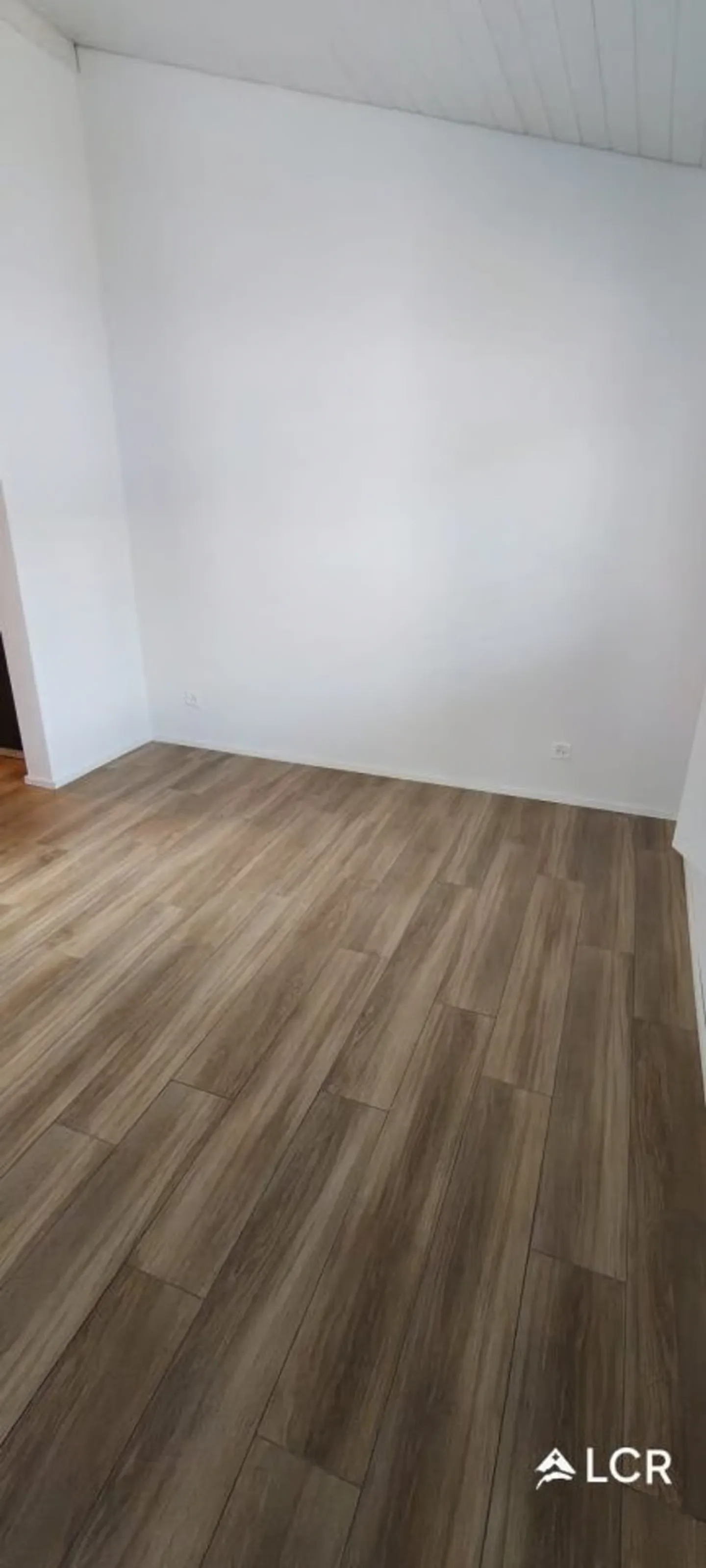 Magnifique appartement de 5.5P / 4 CHB / 2 SDB / 1 balcon / 1 Jardin /2 places d - Photo 7 of 13