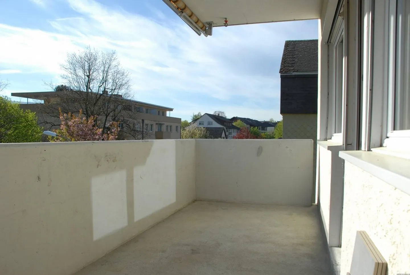 Appartamento ristrutturato di 3 stanze in una posizione tranquilla - Foto 13 di 13