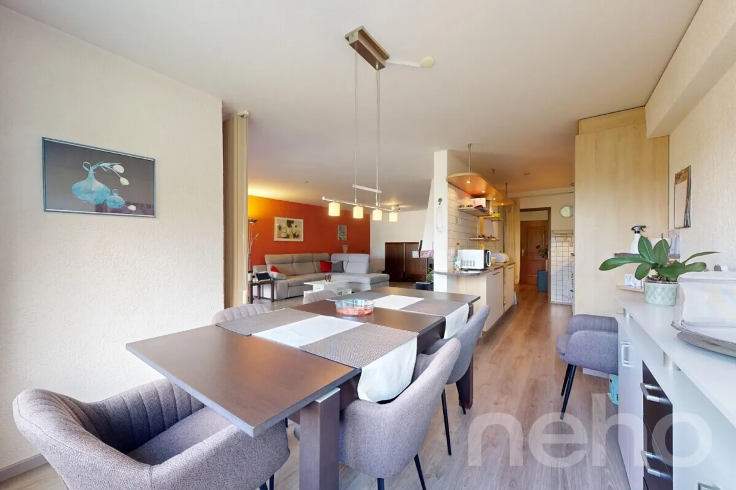 Family apartment with 5.5 rooms and 157 m² with fireplace and garage - Photo 1 of 12