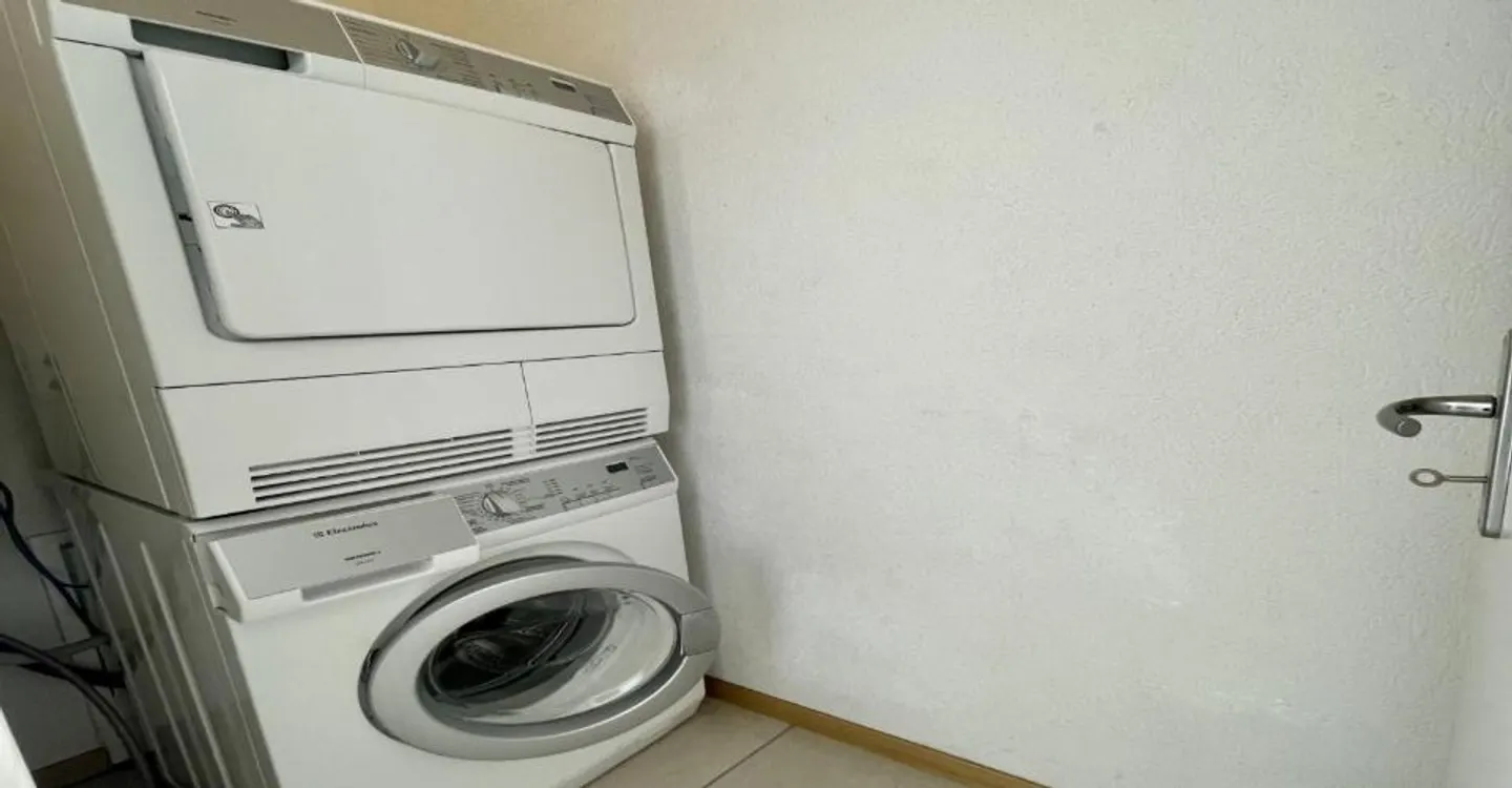 Magnifique appartement en attique dans un quartier calme - Foto 1 di 8