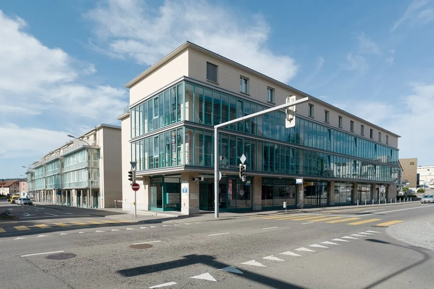 Locali commerciali attraenti in affitto! - Foto 1 di 2