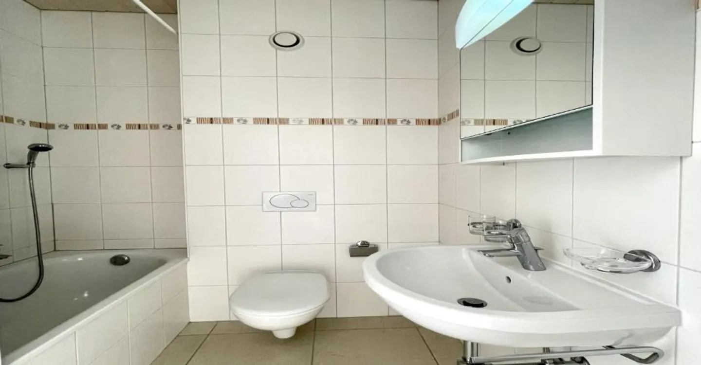 Magnifique appartement en attique dans un quartier calme - Foto 2 di 8