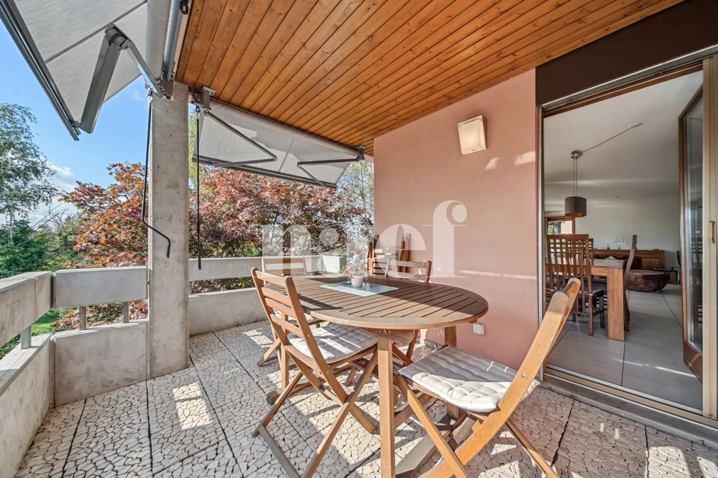 Charming 4.5 room apartment in a quiet location in Gampelen - Photo 4 of 9