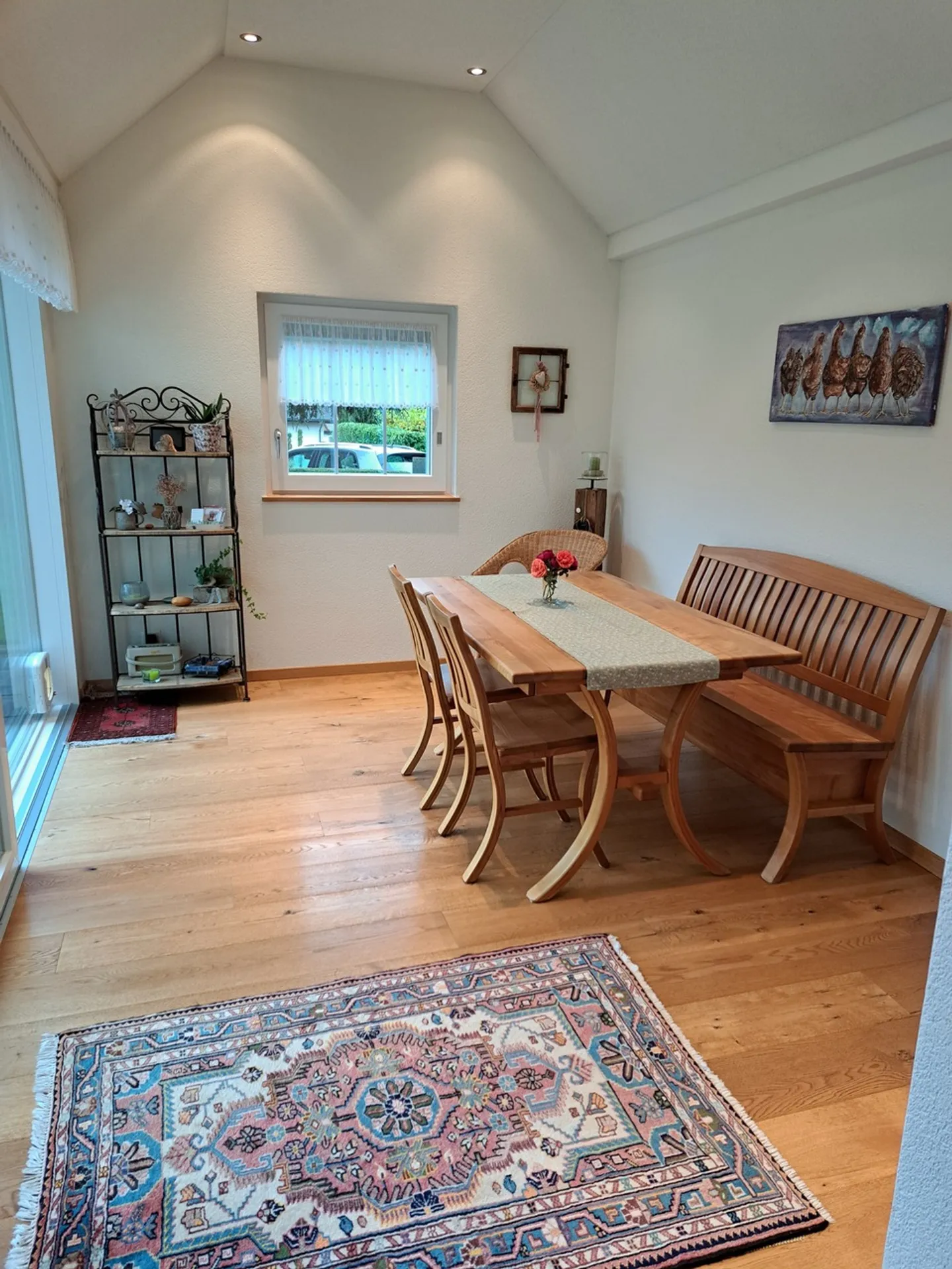 Paradiso familiare: Casa spaziosa con giardino in posizione elevata - Foto 5 di 8