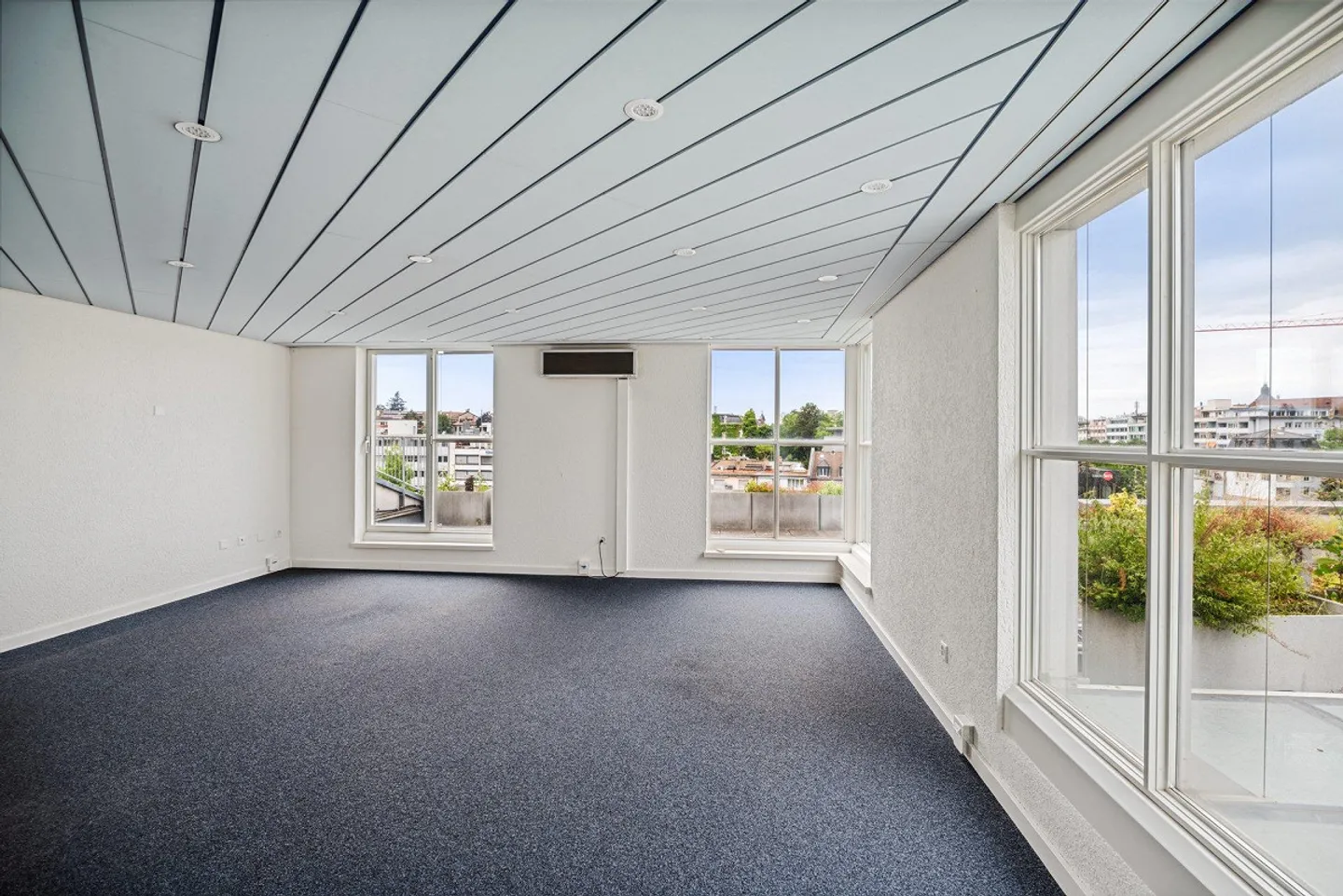 Bureaux et espaces d'atelier climatisés à Heuwaage - Photo 5 sur 6