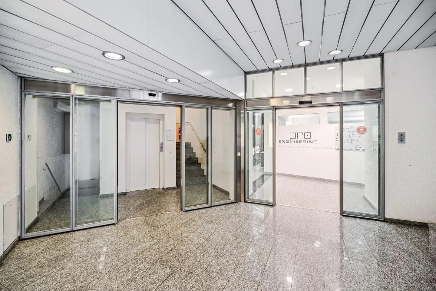 Bureaux et espaces d'atelier climatisés à Heuwaage - Photo 6 sur 6