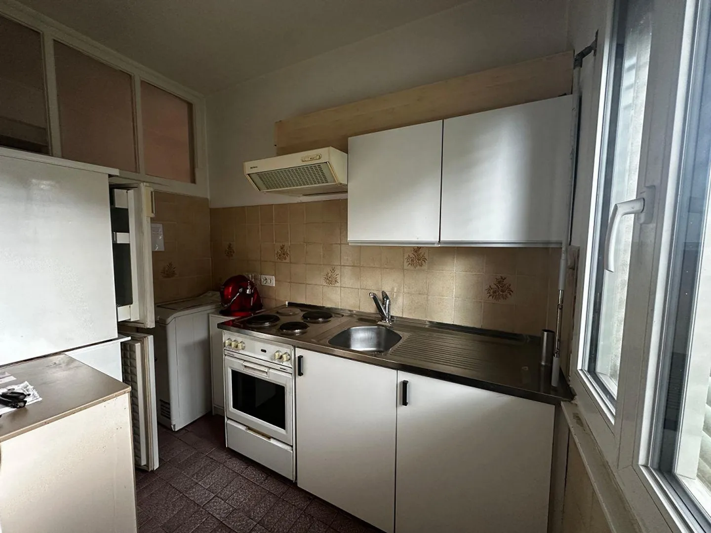 EXCLUSIVE – Historic village house in Arzo: 3.5 rooms with private garden, 2 covered... - Photo 12 of 13