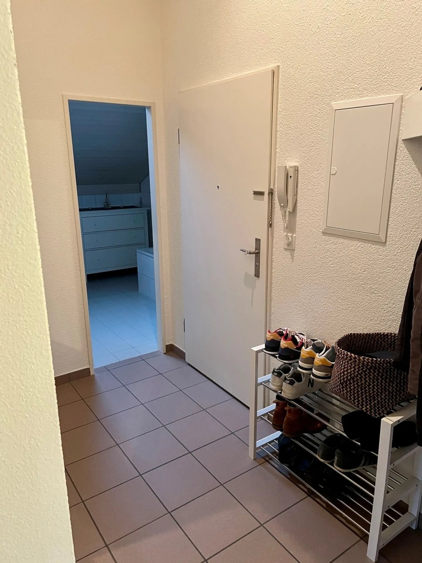Attraktive 2.5-Zimmer-Wohnung in Bottmingen - Foto 6 von 7