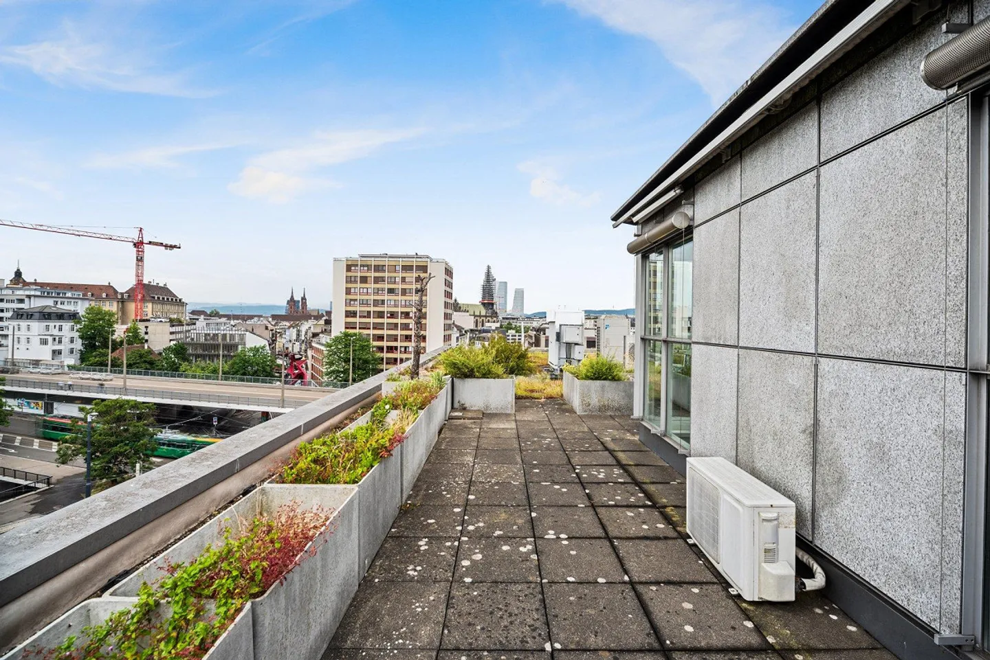 Bureaux et espaces d'atelier climatisés à Heuwaage - Photo 3 sur 6