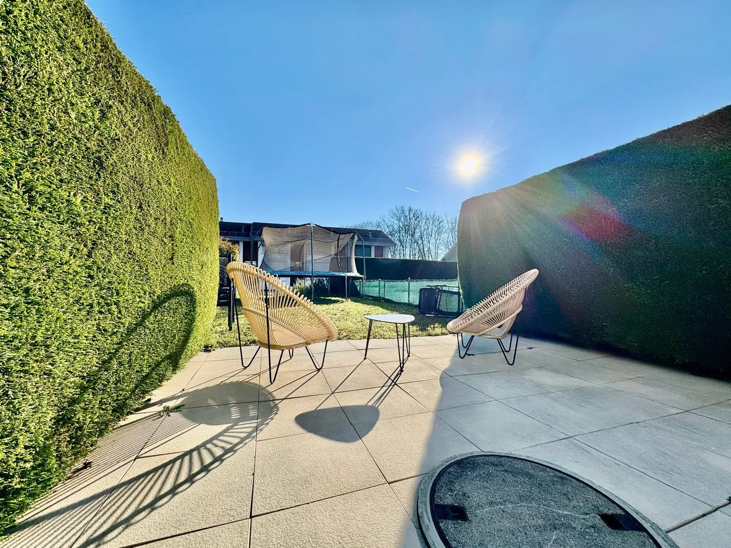 Modernes Reihenhaus in Mont-sur-Rolle - Foto 15 von 17