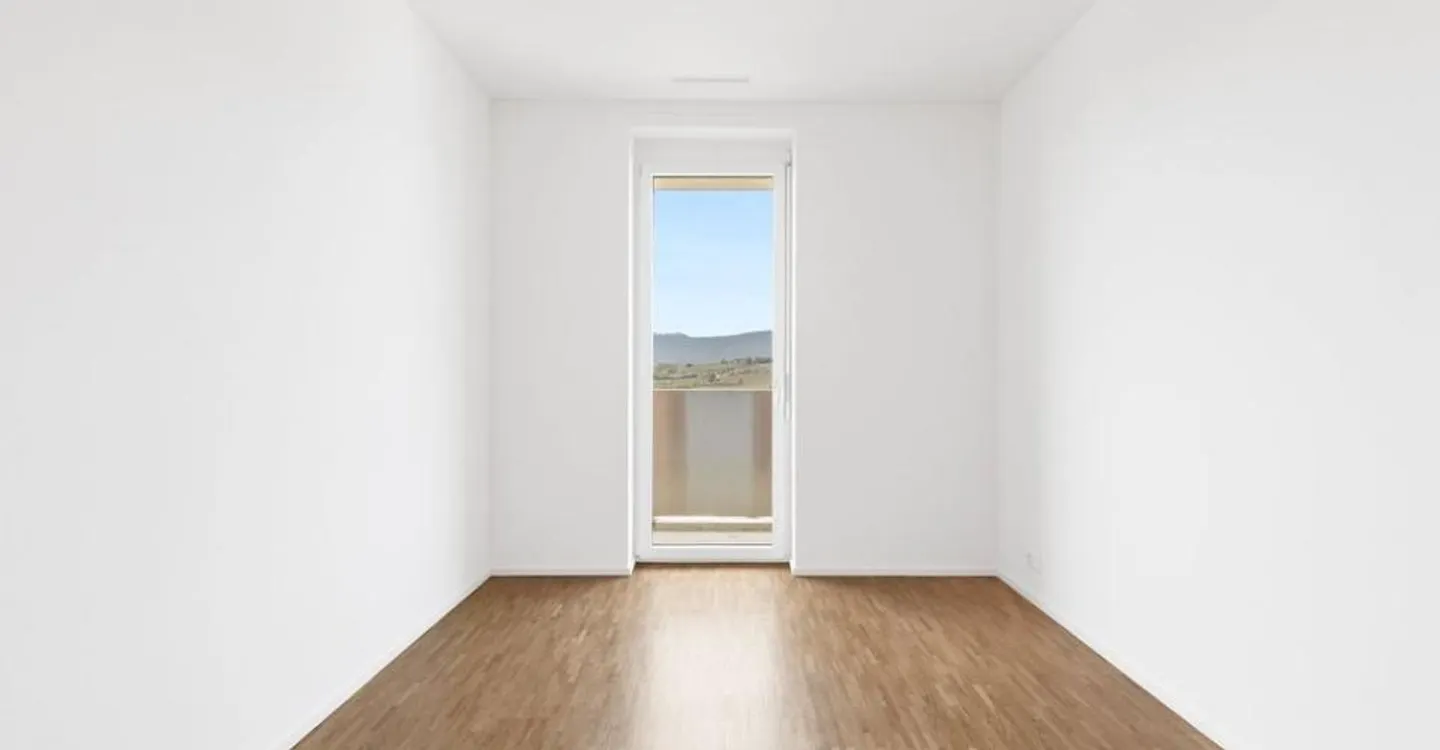Modern Apartment in Eco-District - Photo 5 of 11