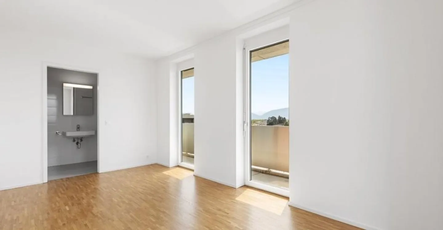 Modern Apartment in Eco-District - Photo 7 of 11