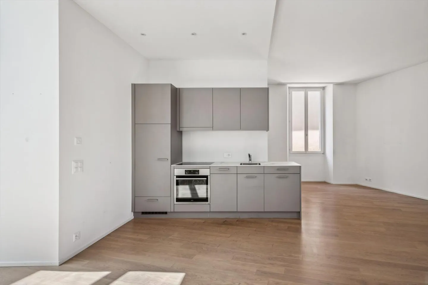 In der Nähe des Bahnhofs - Foto 6 von 10