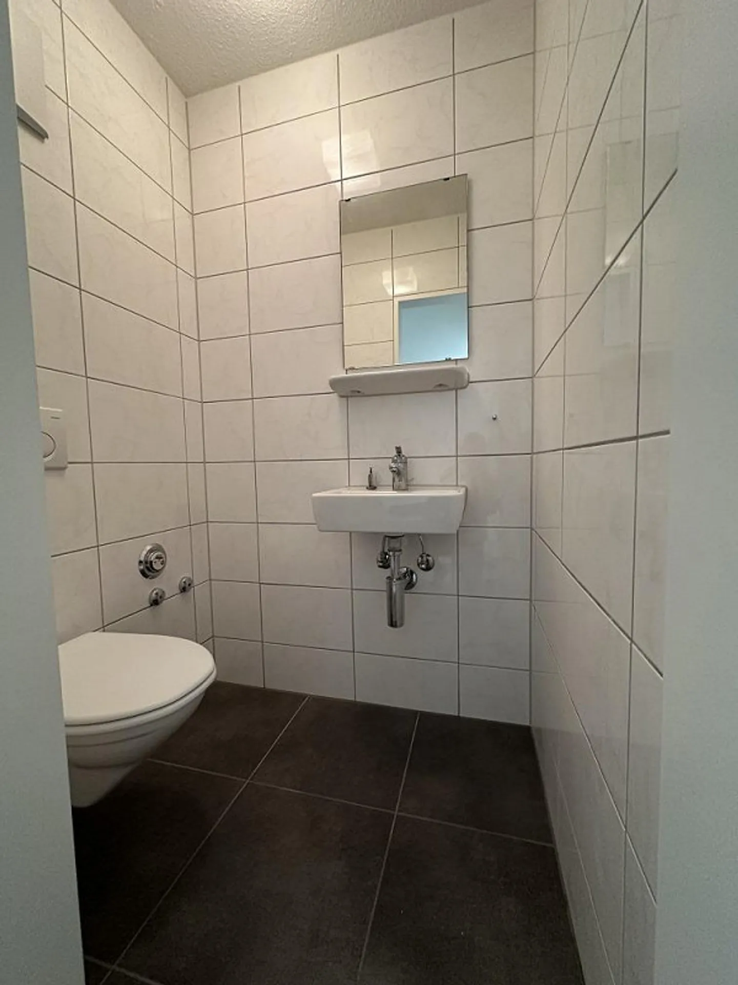Appartamento ristrutturato di 4,5 locali vicino all'ospedale cantonale di Aarau - Foto 2 di 8
