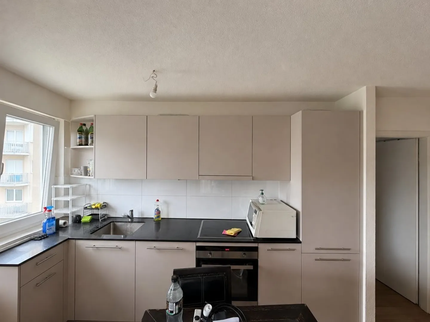 Appartement de deux pièces et demie au 2ème étage - Photo 2 sur 3