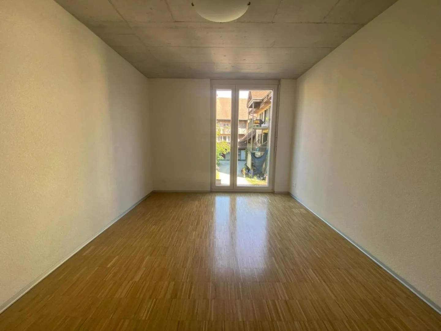 Appartamento con 4,5 stanze e balcone al 1° piano - Foto 6 di 9