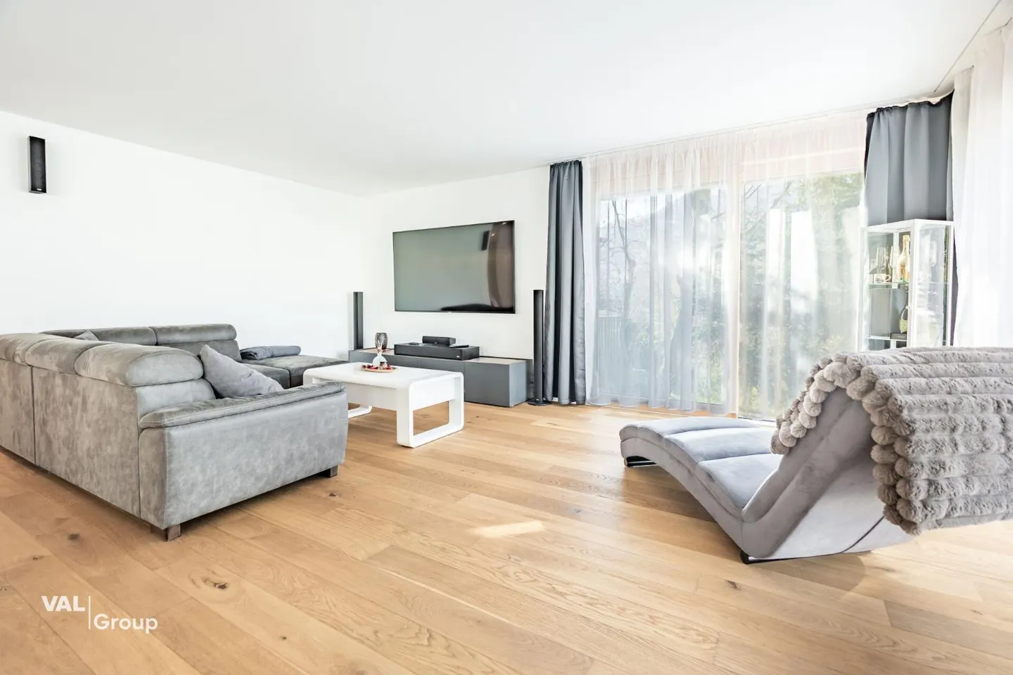 Votre propre maison sur Brigerberg avec soleil et panorama - Photo 2 sur 13