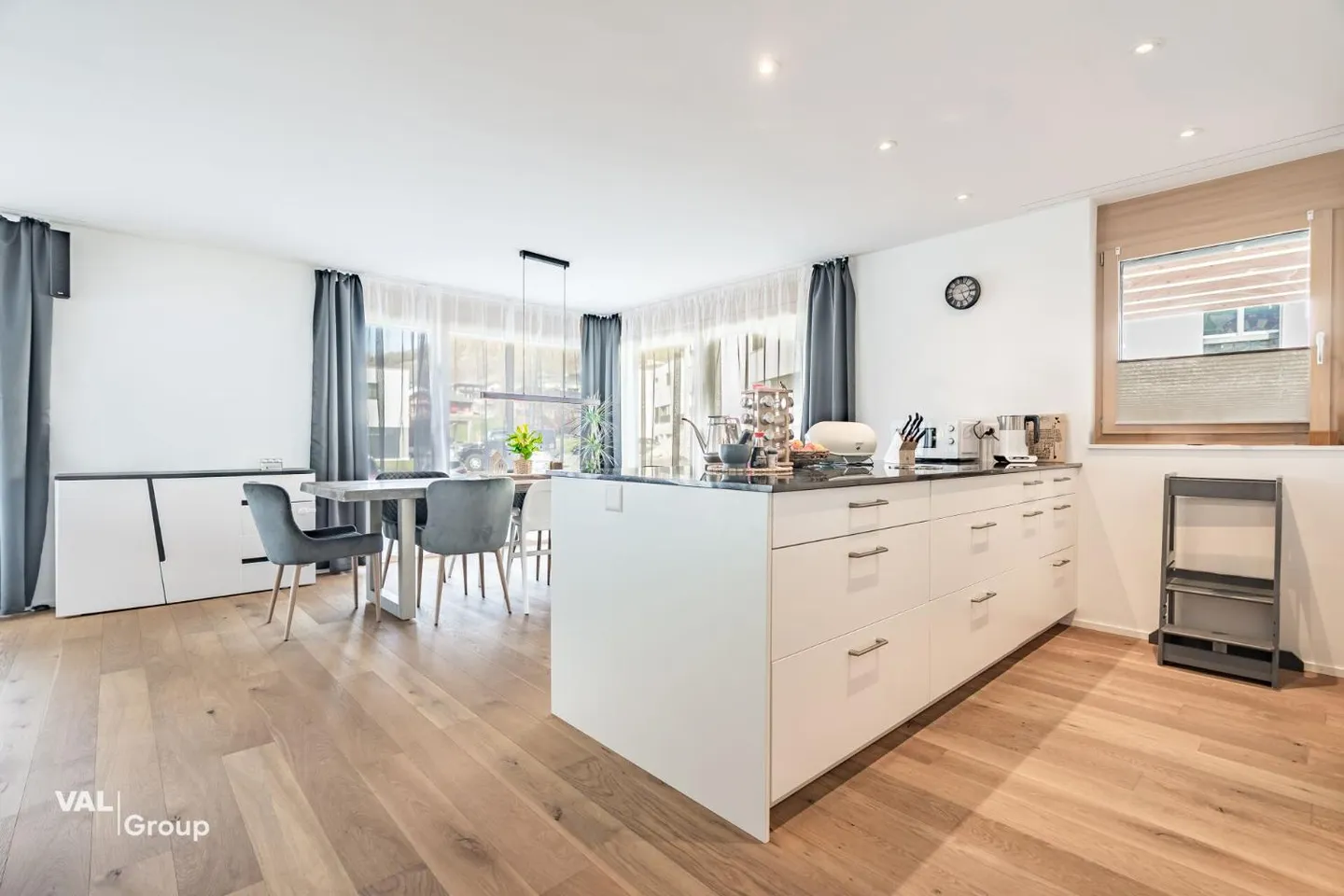 Votre propre maison sur Brigerberg avec soleil et panorama - Photo 5 sur 13