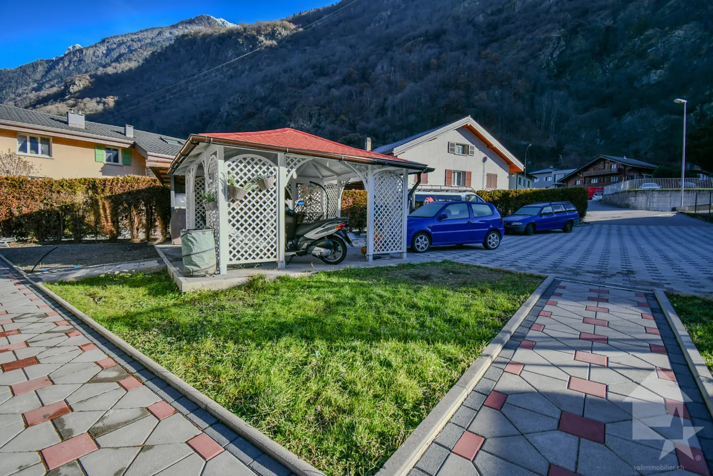 Grande maison familiale avec appartement attenant à Dorénaz - Photo 21 sur 23